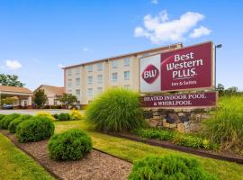 A picture of the hotel: Best Western Plus Crossroads Inn & Suites