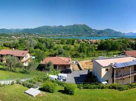 A picture of the hotel: MANERBA APARTMENT VANESSA 8 am Gardasee mieten