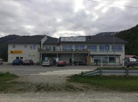 På Taket Overnatting, hôtel à Sørkjosen