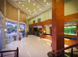 A picture of the hotel: Angkasa Garden Hotel