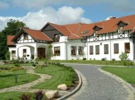 Hotel Dworek nad Regą