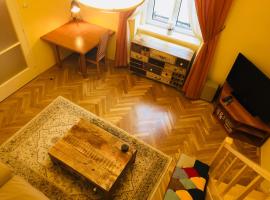 Фотография гостиницы: Cosy Flat in the Heart of Budapest