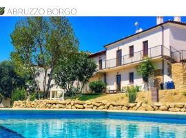 Fotos de Hotel: Abruzzo Borgo