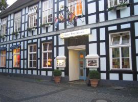 A picture of the hotel: Hotel Drei Kronen