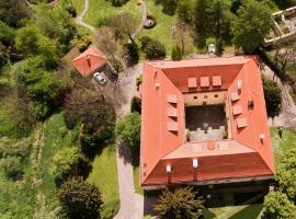 Hotel Photo: Charming fortress next to Prague