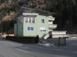 Hotel fotoğraf: Ferienwohnung Wohlfarter