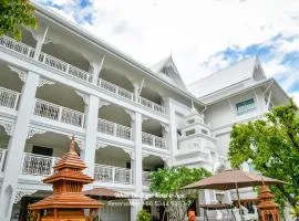 White Boutique Hotel and Spa