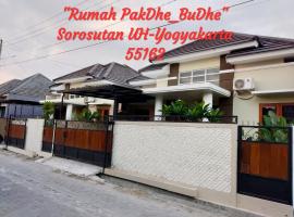 Hotel Photo: Rumah Pakdhe Budhe