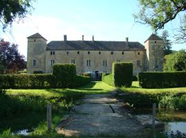 Hotel Foto: Château d'Ozenay