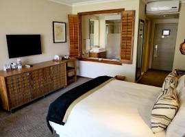 Foto di Hotel: Windhoek Country Club Resort