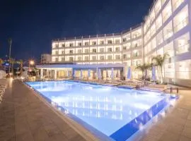 Evalena Beach Hotel, hotel in Protaras