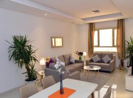 Foto di Hotel: Code Housing - Mahboula- family only