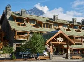 Fox Hotel and Suites