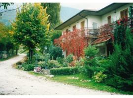 Фотографія готелю: Albergo-Ristorante"Parco alle Noci"tra la Cascata delle Marmore,Labro e valle Santa di S Francesco