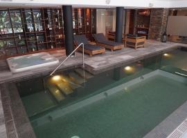 Cottage Puerto Buceo, hotel en Montevideo