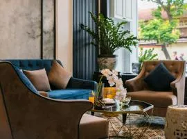 Golden Rooster Hotel