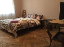 ホテル写真: Apartment on Shevchenko