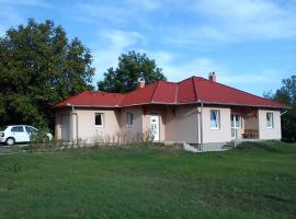 Fotos de Hotel: Bokros Vendégház