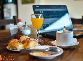 Hotel Alto Parana, hotel di Córdoba