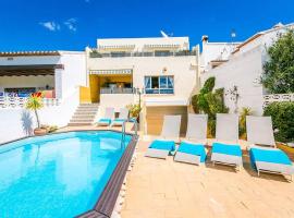 Hotel foto: Fully Airconditioned Costa Blanca Pool House with Superb Views Over the Orba Valley, Sleeps 12