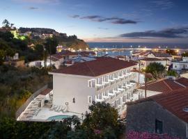 Atheras, hotel v destinaci Évdhilos