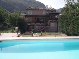 Hotel fotoğraf: Villa Claudia indipendente con piscina ad uso esclusivo