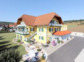 Hotel Garni Thermenglück, ξενοδοχείο σε Unterlamm