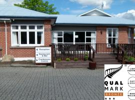 Centennial Court Hotel, hotel in Alexandra