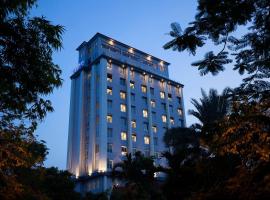 Hình ảnh khách sạn: BATIQA Hotel Darmo - Surabaya