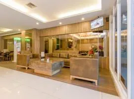 RedDoorz Plus @ Thamrin