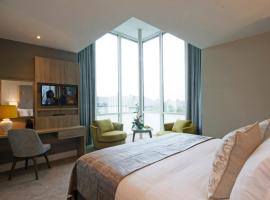 Hotel Photo: Gleesons Townhouse Booterstown