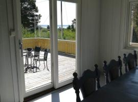 Hotel Photo: Teibernveien 86, Larkollen (Rygge, Norways)