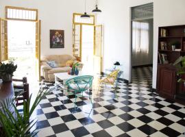 Foto di Hotel: Colorfull house in La Zona Colonial