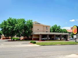 A picture of the hotel: Super 8 by Wyndham Albuquerque West/Coors Blvd