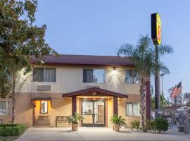 Хотел снимка: Super 8 by Wyndham Selma/Fresno Area