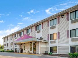 Hotel Photo: Super 8 by Wyndham Omaha I-80 West