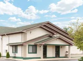 Super 8 by Wyndham Twinsburg/Cleveland Area