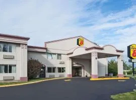 Super 8 by Wyndham Hartford, hotel in Hartford