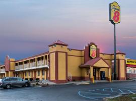 Hotel Photo: Super 8 by Wyndham Indianapolis-Southport Rd