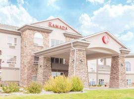 Ramada by Wyndham Pincher Creek, hotel en Pincher Creek