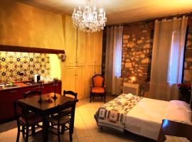 A picture of the hotel: Appartamento Castelvecchio