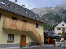 Hiša Urška, hôtel à Log pod Mangartom