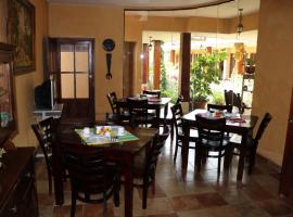 A picture of the hotel: Posada Gema de Copan