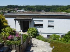 Фотография гостиницы: Apartment in Maulbronn