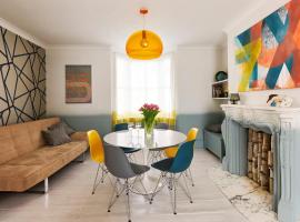 Hotel Photo: Stylish Seaside Maisonette - 200m to Beach