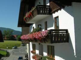 Hotel fotoğraf: Gasthaus Kirchenwirt