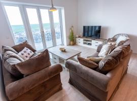 Komfort-Ferienwohnung Wellenbrecher by Meer-Ferienwohnungen, khách sạn ở Olpenitz