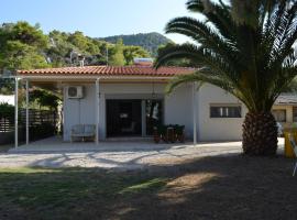 A picture of the hotel: Family House by the Seaside