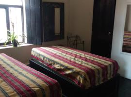 Gambaran Hotel: Hostal Plaza Toledo