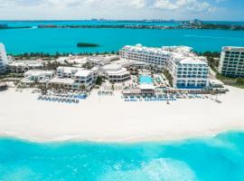 A picture of the hotel: Wyndham Alltra Cancun All Inclusive Resort